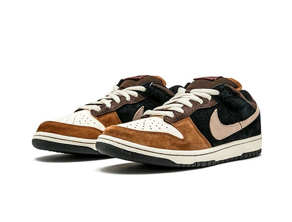 Tenis Nike Sb Dunk Low Joe Strummer