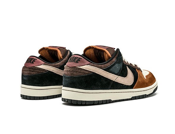 Tenis Nike Sb Dunk Low Joe Strummer